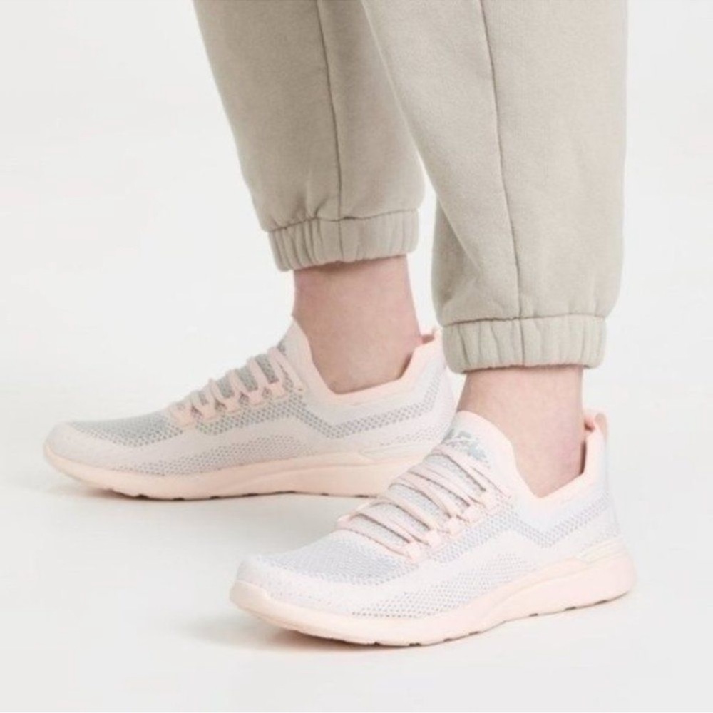 APL Athletic Propulsion Labs Techloom Breeze Creme/Plaster Sneakers size 6.5
